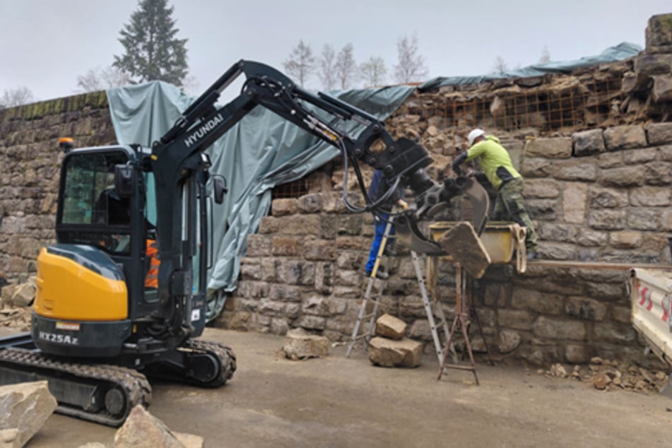 Bis zum 12. Juni sollen die Reparaturen abgeschlossen sein.