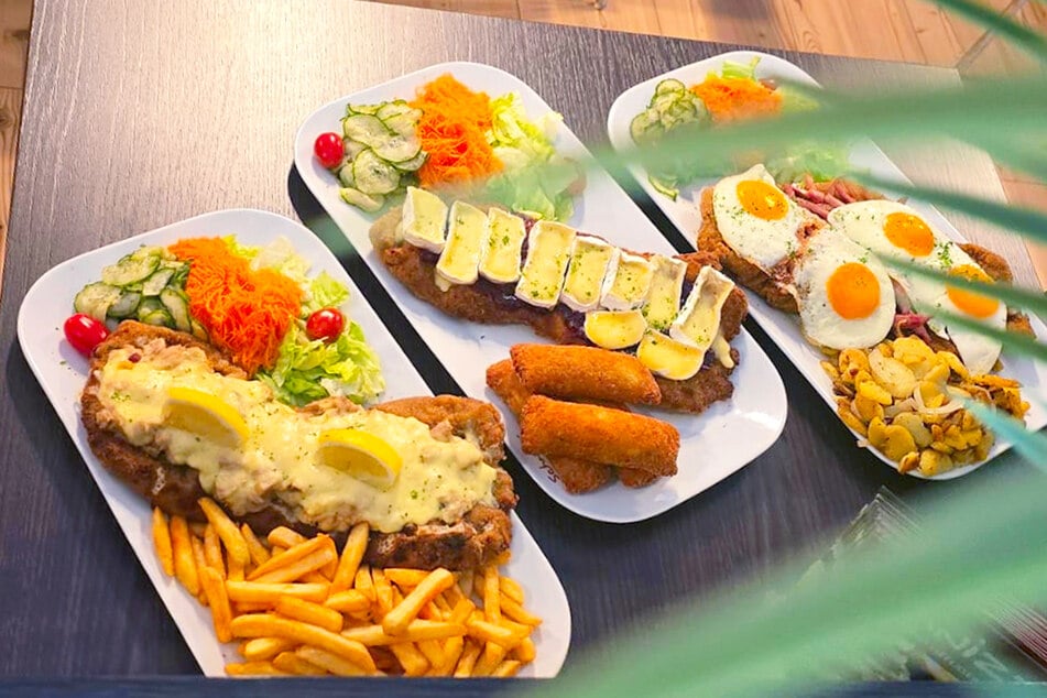 Haut ordentlich rein! Die große Schnitzelauswahl gibt's auch als K.O. Riesenportion in doppelter Ausführung.