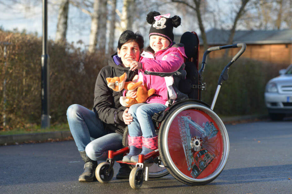 Die kleine Familie benötigt dringend ein neues Auto.
