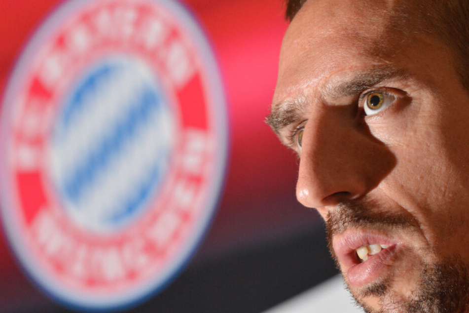 Franck Ribéry warnt den FC Bayern und rät zu Investitionen auf den Flügeln.