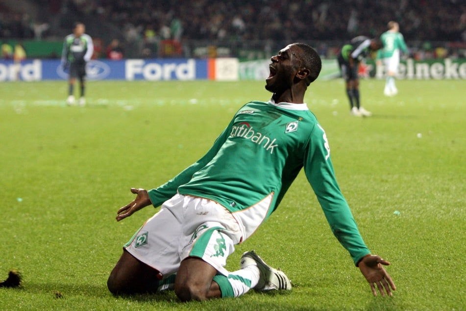 Boubacar Sanogo (Mutter 24) erzielte in der Saison 2007/08 drei Tore in der Champions League für Werder Bremen, darunter zwei gegen Real Madrid.