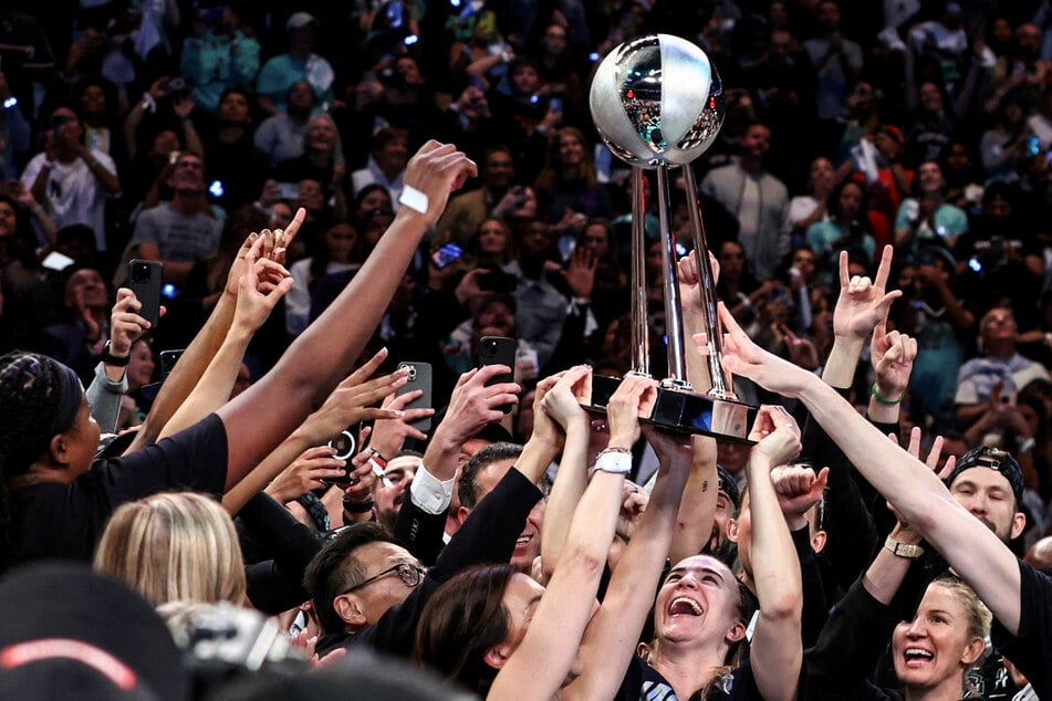 New York Liberty win first WNBA title after thrilling comeback against Minnesota Lynx!