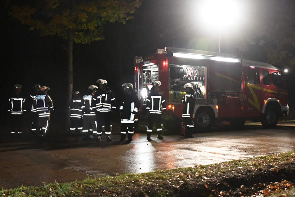 Rund 20 Feuerwehrleute waren an der Unfallstelle.