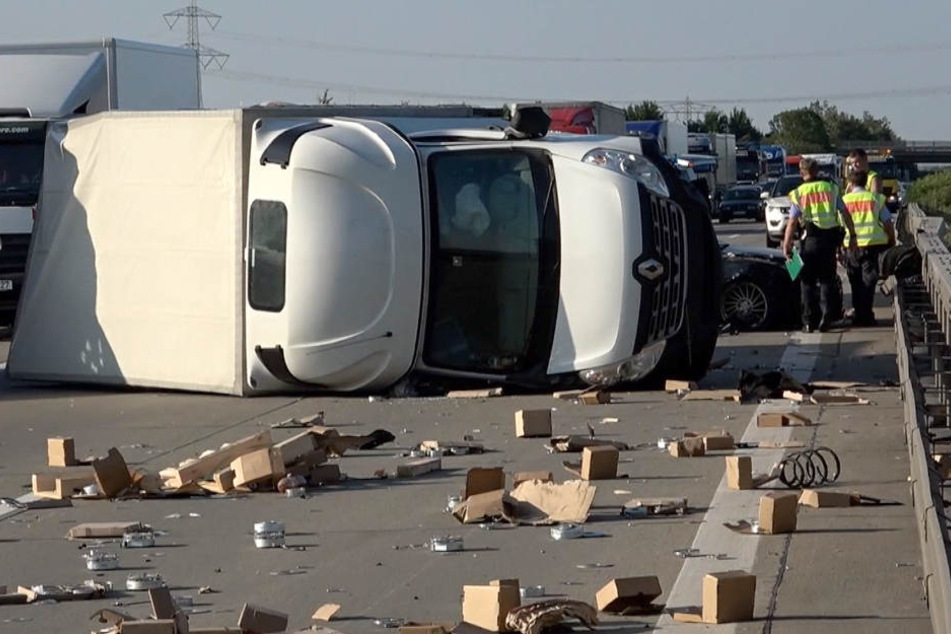 Die Autobahn musste stundenlang gesperrt werden.