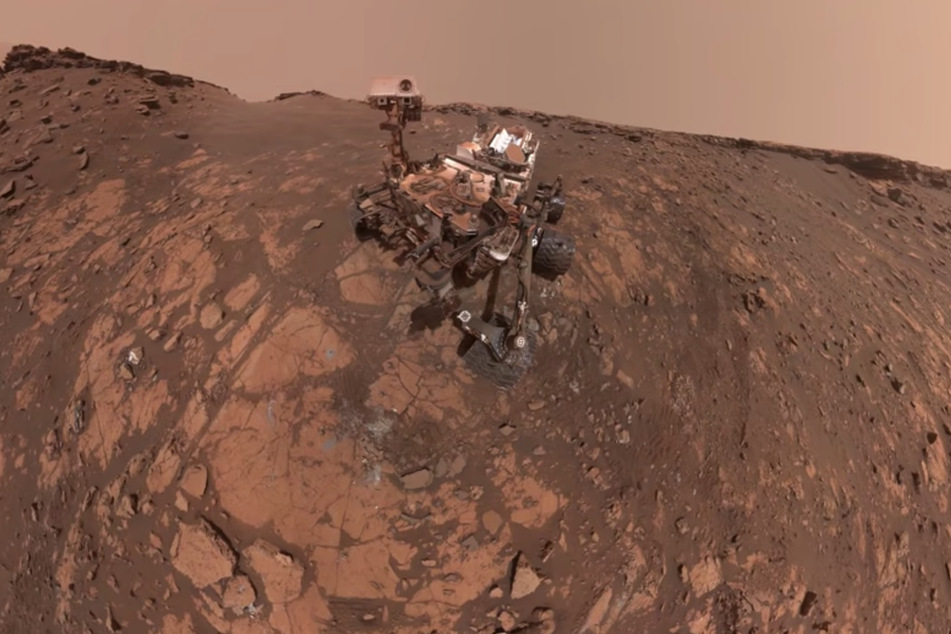 Perseverance’s selfie with Ingenuity was stitched together from 62 individual images taken while the rover was looking at the helicopter