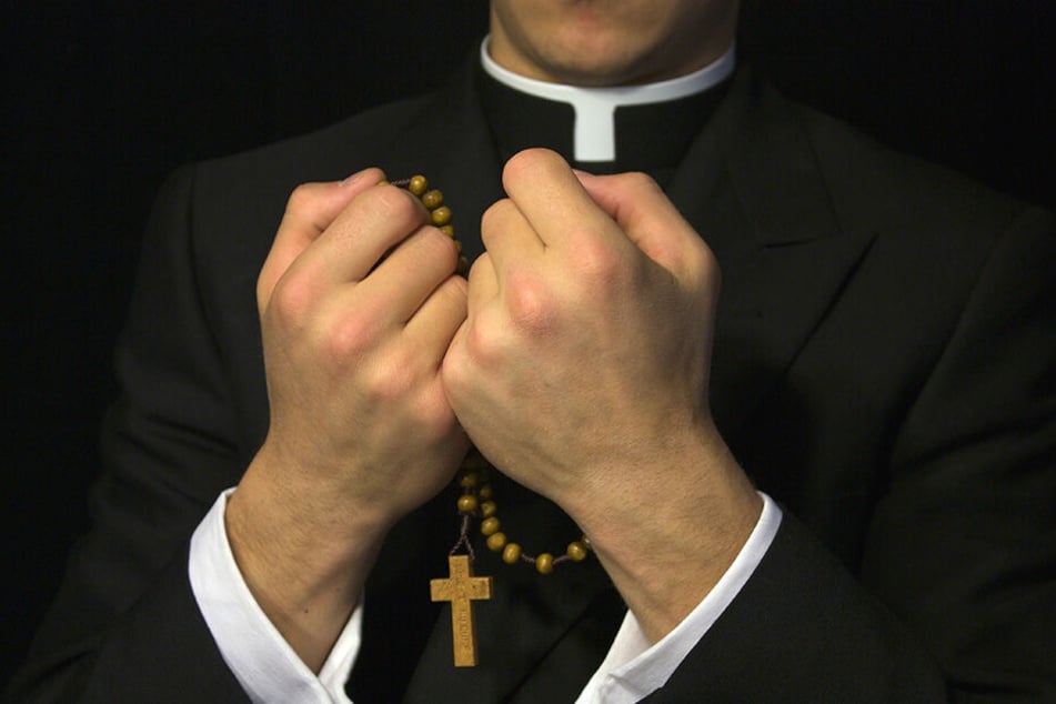 In den meisten Missbrauchsfällen kommen die katholischen Priester ungeschoren davon. (Symbolbild)