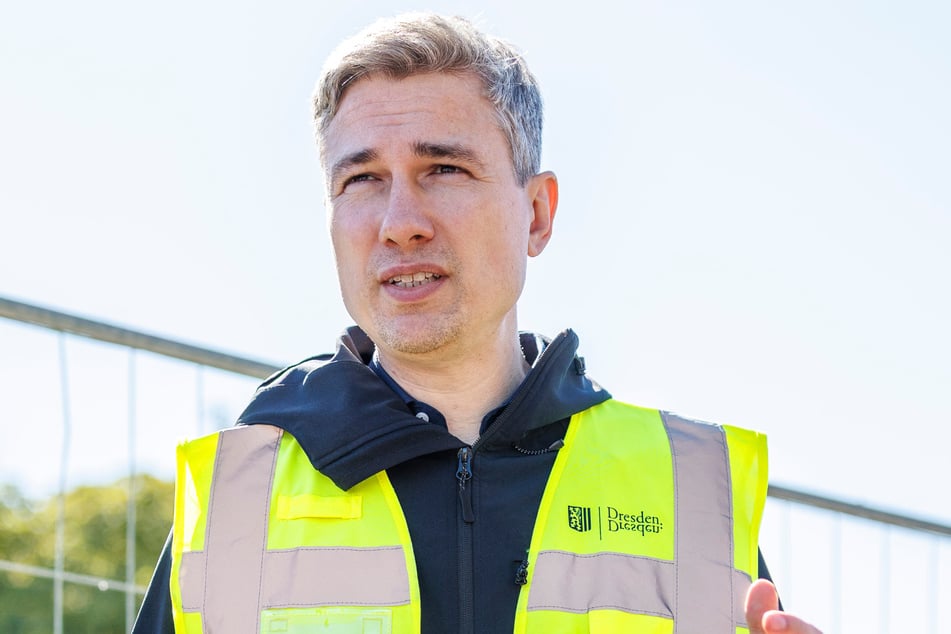 Baubürgermeister Stephan Kühn (45, Grüne) lieferte eine neue Kostenübersicht.