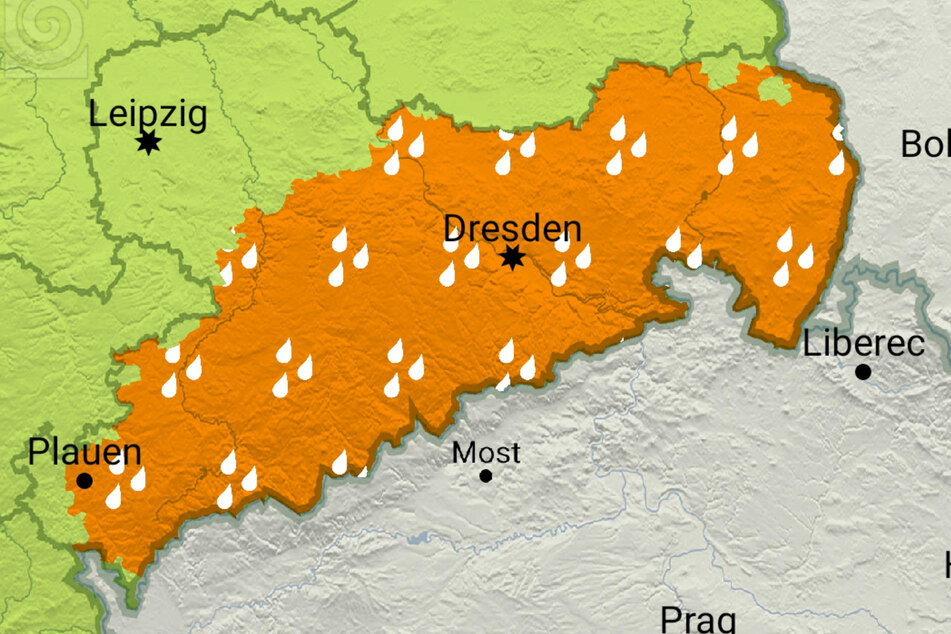 Die DWD-Wetterwarnung (orange) reicht von Görlitz über Dresden und Chemnitz bis nach Plauen.