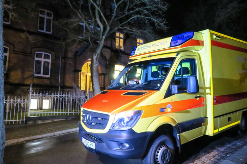 Ein 51-jähriger Mann wurde bei der Auseinandersetzung in Aue schwer verletzt.