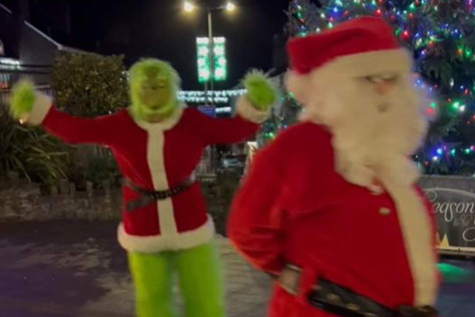 Who knew The Grinch and Santa were fierce opponents?