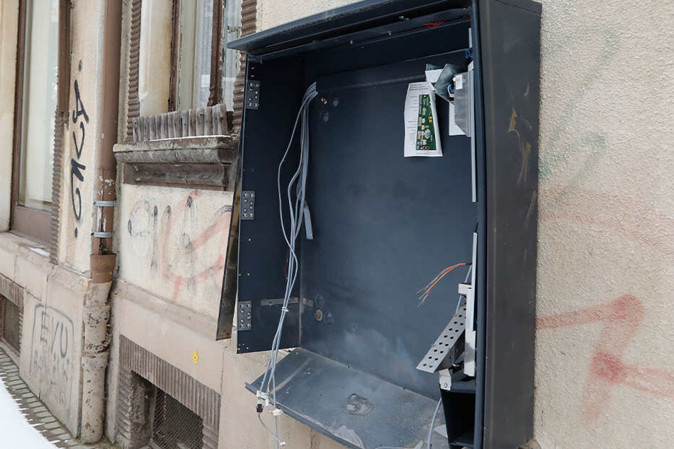 Immer wieder werden Zigarettenautomaten aufgebrochen oder gesprengt. (Symbolbild)