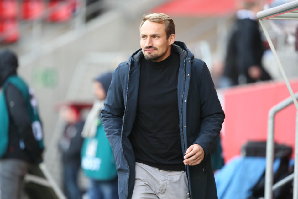FSV-Sportchef Toni Wachsmuth war vor allem mit der Abwehrarbeit überhaupt nicht zufrieden.