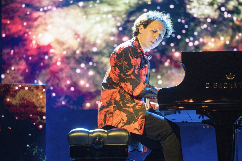 Pianist und Komponist Leon Gurvitch (46) ist am Freitag in Hamburg auf dem Kiez aufgetreten.