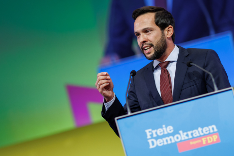 Trotz Abflug aus dem Parlament: Bayerns FDP-Landeschef Martin Hagen (42) hat den Rückhalt seiner Partei.