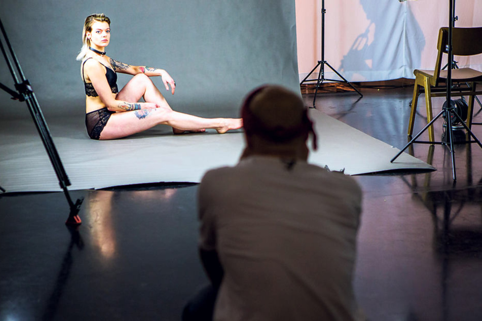 Beim Fotoshooting mit Hong Nguyen Thai entblätterten sich Männer und Frauen,
um ihre Tätowierungen und Piercings ins rechte Licht zu rücken.