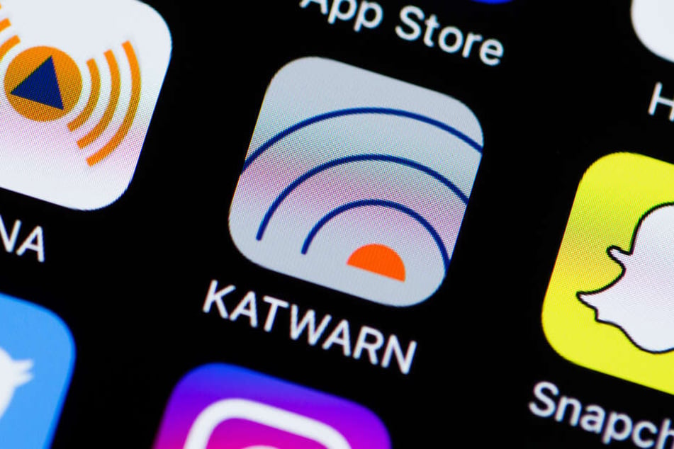 Auch über die Notfallapps wie "Katwarn" werden Probemeldungen gesendet.