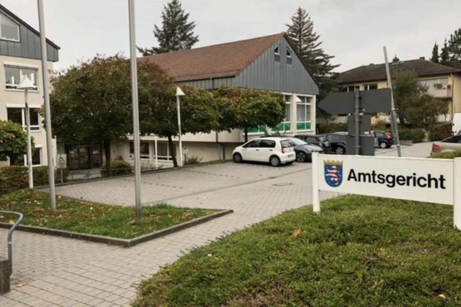 Der Mann muss sich vor dem Amtsgericht Bad Homburg verantworten. (Symbolbild)