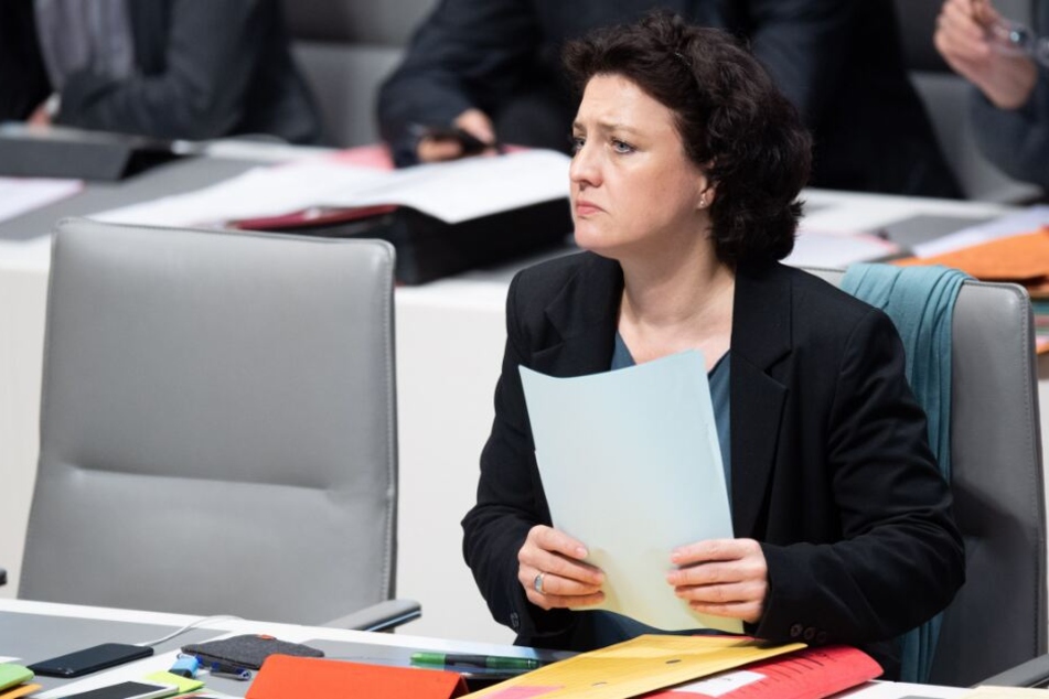Gesundheitsministerin Carola Reimann will bald weitere Details bekannt geben.