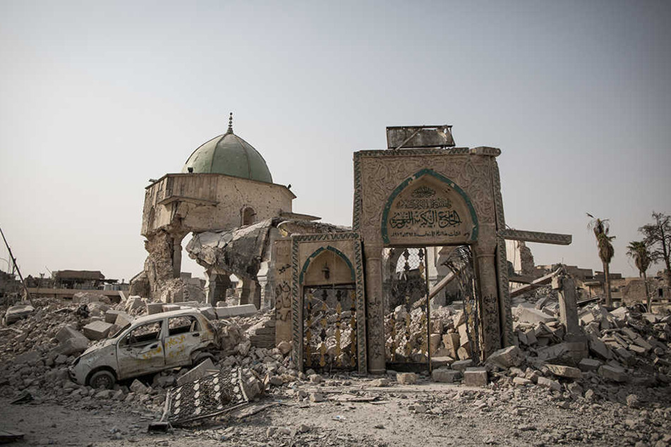 Überreste der Al-Nuri-Moschee in Mossul, in der der so genannte "Islamische Staat" das Kalifat verkündete.