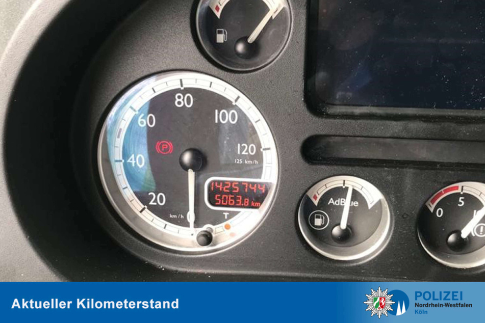 Der Tacho des bulgarischen Lkw hatte eine Laufleistung von knapp 1.500.000 Kilometern angezeigt.