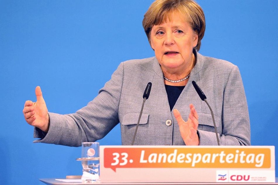 Berät mit auf dem Landesparteitag, wie es nun weitergehen soll: Angela Merkel (63, CDU).