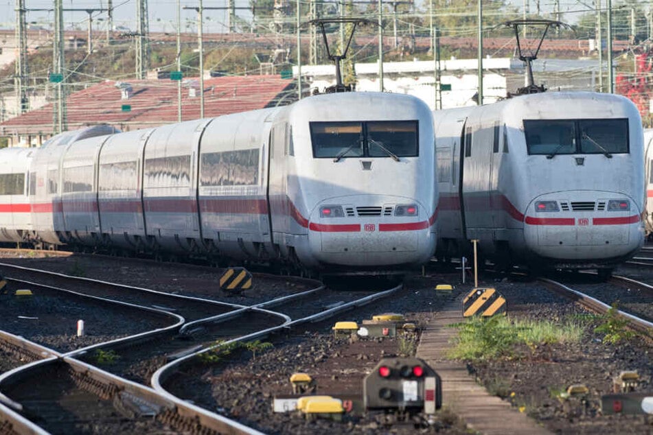 Reisende zwischen Mannheim und Frankfurt mussten einen längeren Umweg in Kauf nehmen. (Symbolbild)