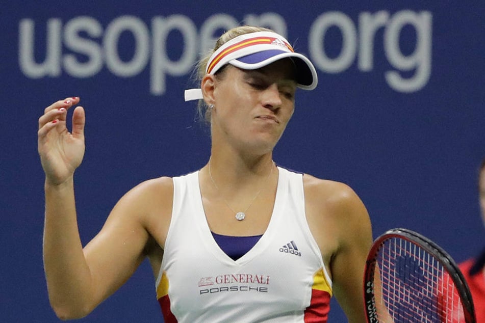 Was für eine Blamage! Titelverteidigerin Angelique Kerber ist bei den US Open bereits in der ersten Runde ausgeschieden.