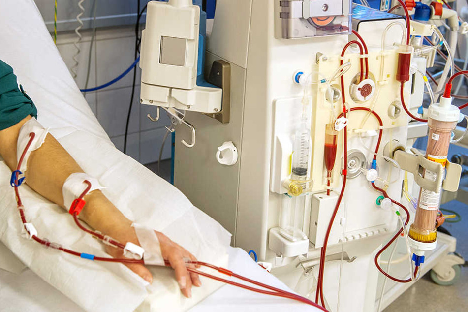Ivan Redžić (33) ist seit August diesen Jahres auf die künstliche Blutwäsche, die sogenannte "Dialyse" angewiesen.
