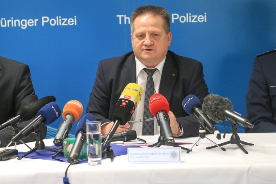 Andreas Gersteberger leitet die Soko Altfälle, berichtet hier in Weimar vom Fall um Ramona.