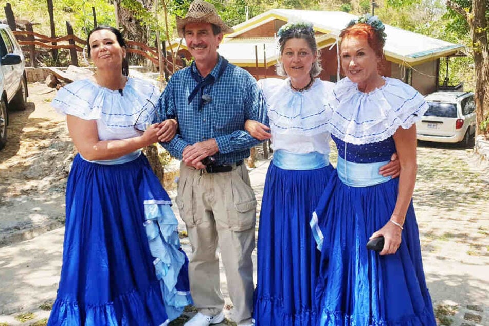 Inka soll Bauer Tom (59) eigentlich mit einer dieser Damen verkuppeln.