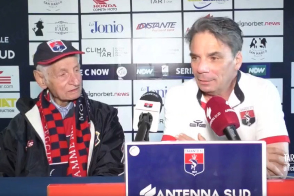 Taranto-Fan Carmine (85, l.) und Coach Ezio Capuano (59) baten die Verantwortlichen um eine andere Lösung.
