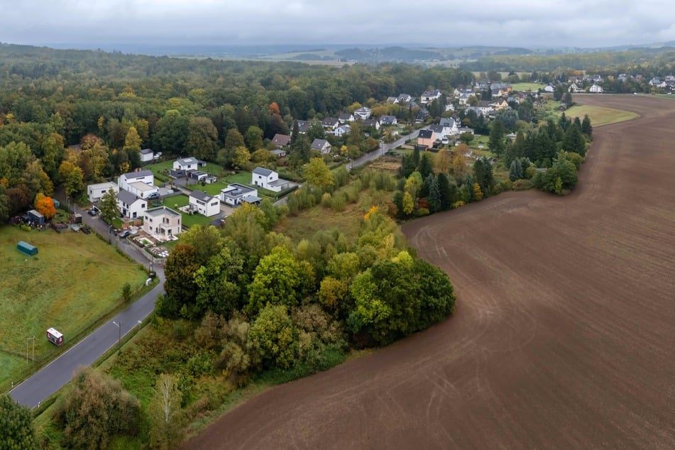 An der ehemaligen Heideschänke entstehen bald neue Eigenheim-Grundstücke.