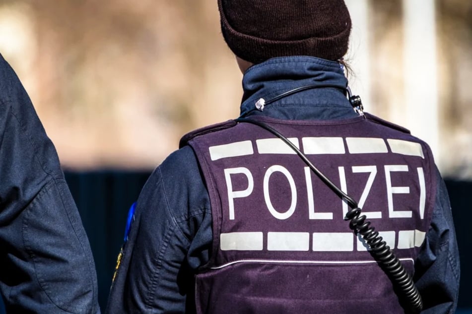 Chemnitz: Drogenfund in Chemnitz: Polizei entdeckt Crystal und Ecstasy auf Dachboden
