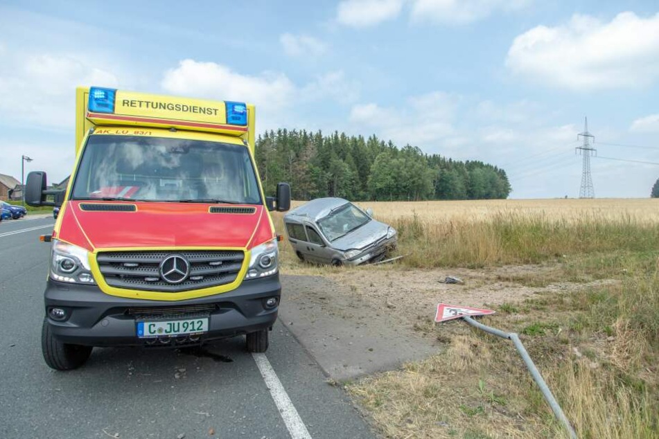 Die Fahrerin kam schwer verletzt ins Krankenhaus.