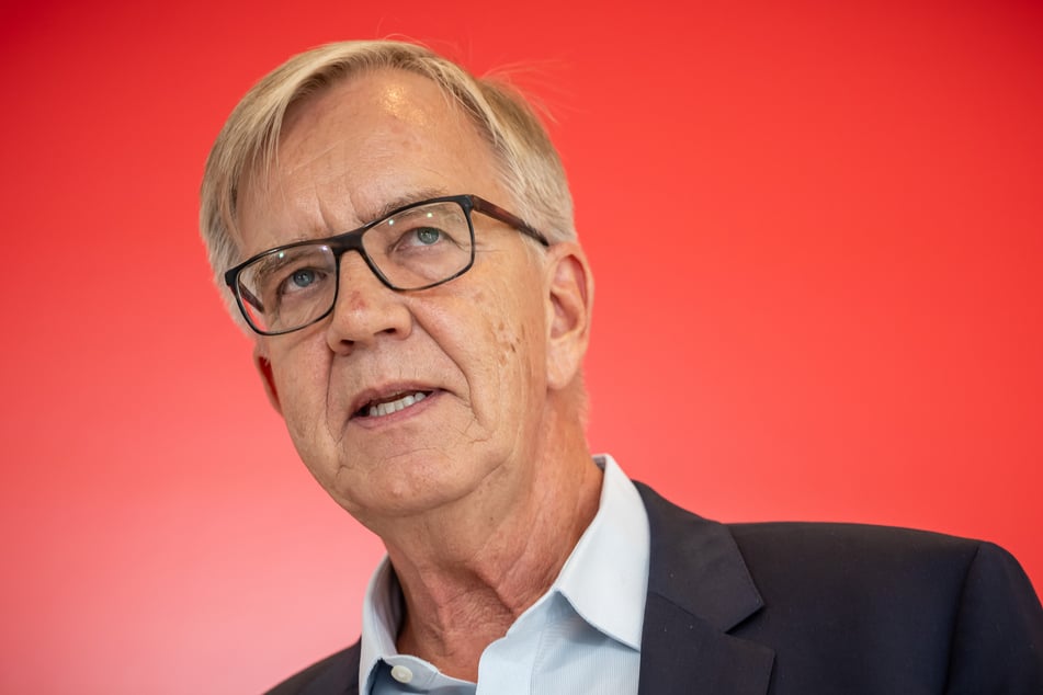 Dietmar Bartsch (67, Linke) hat eine klare Meinung.