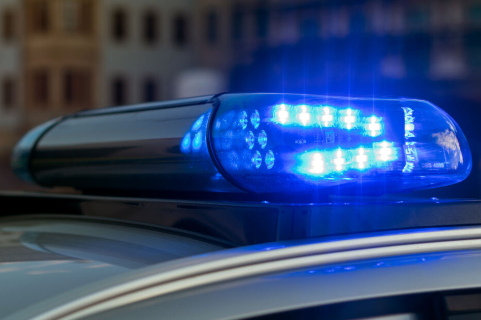 Die Polizei sucht nach einer Vermissten. (Symbolbild)