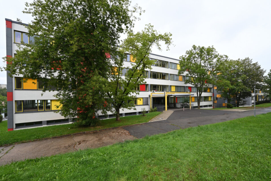 Die heutige Alexander-von-Humboldt-Oberschule war das letzte Gymnasium im Chemnitzer Süden.