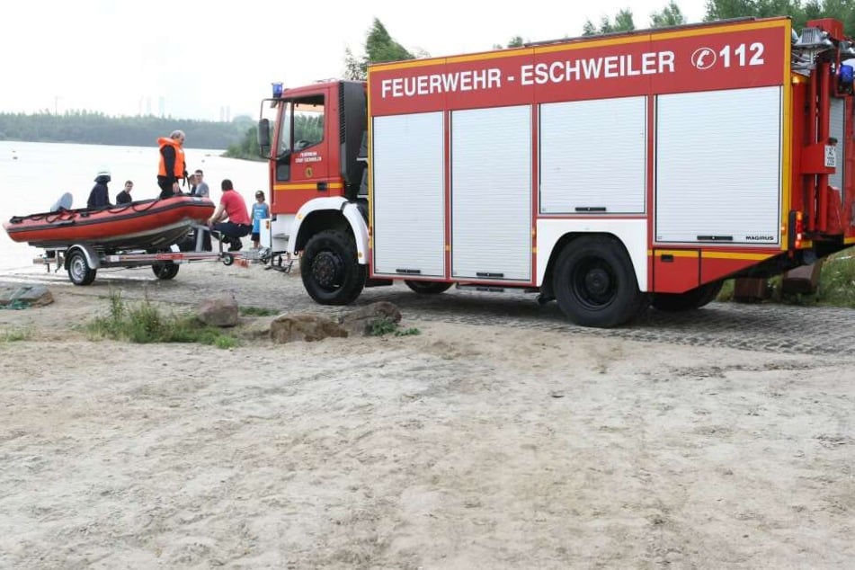 Am Freitagmorgen wurde im Blausteinsee in Eschweiler eine Frauenleiche entdeckt (Archivbild).