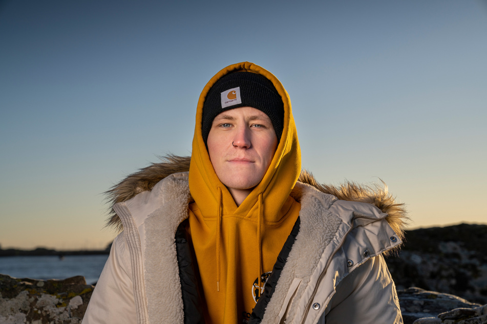 "Das ist einfach nur verrückt", sagt Ex-Postbote Nathan Evans (26) über seinen plötzlichen Charterfolg. In Deutschland steht er auf Platz 1!