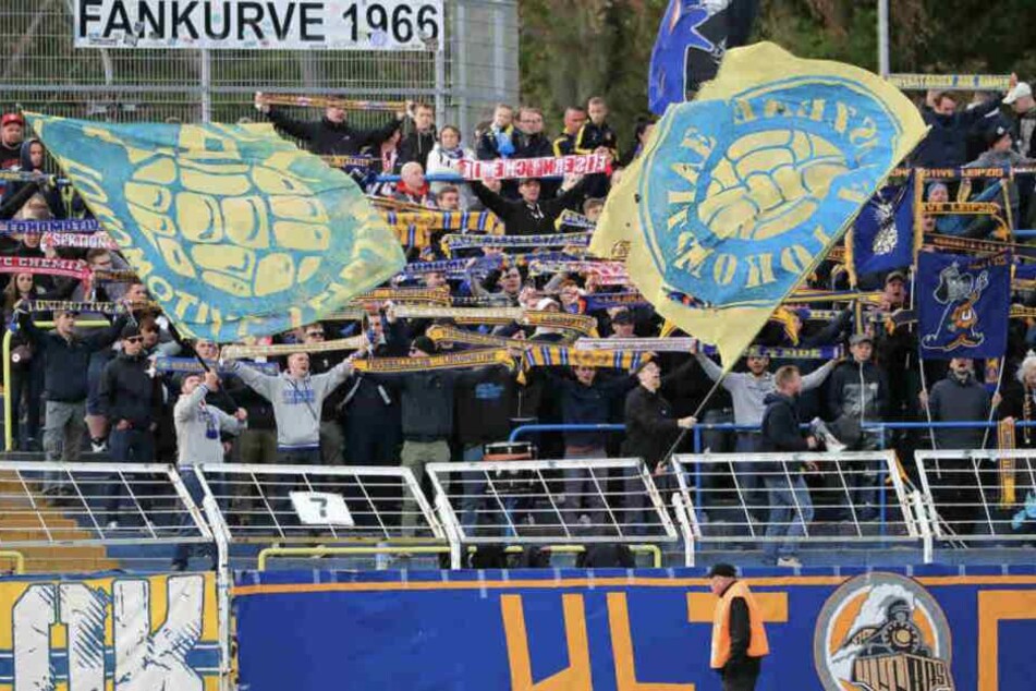 Die Fans kosteten das Loksche Heimspiel voll aus.