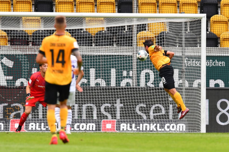 Das war das vorerst vorletzte Tor für Dynamo in der 2. Bundesliga: Marco Terrazzino (r.) köpfte zum zwischenzeitlichen 1:0 gegen Osnabrück ein. Am Ende hieß es 2:2.