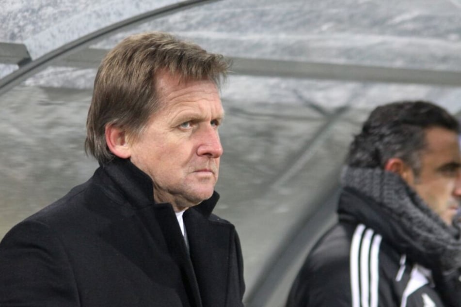 Bernd Schuster könnte sich vorstellen, dass Real Madrid im Sommer Löw verpflichten will.