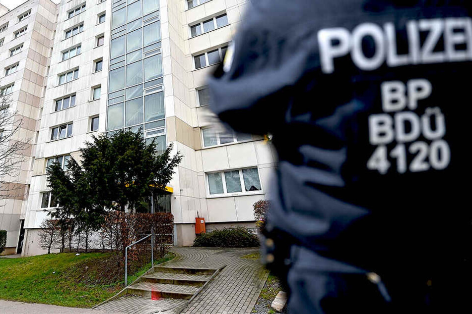 Im Stadtteil Prohlis wurde in der Nacht zum Mittwoch ein 21-Jähriger auf dem Heimweg überfallen. (Symbolbild).