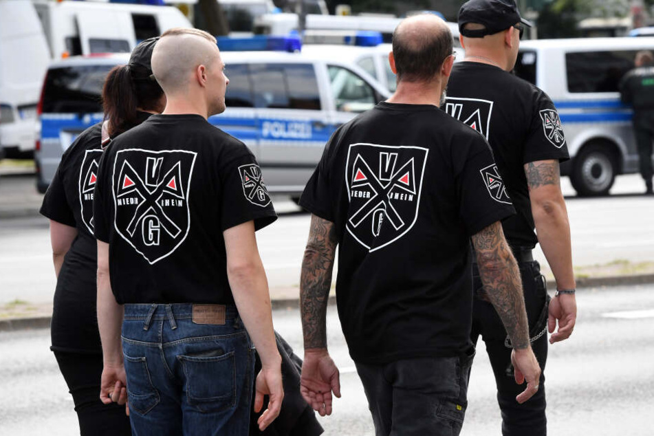 Derzeit ist eine der wichtiges Aufgaben des Verfassungsschutzes linke wie rechte Extremisten zu beobachten. (Symbolbild)