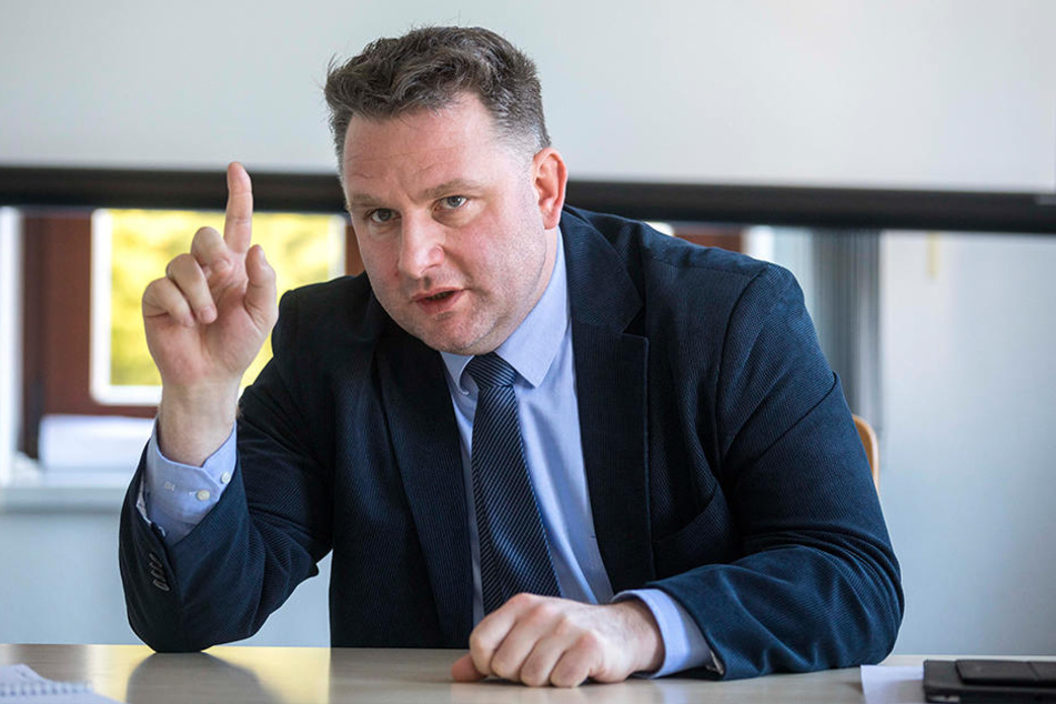 Bewirbt sich ebenfalls um den Fraktions-Chefsessel: Innenexperte Christian Hartmann (44, CDU).