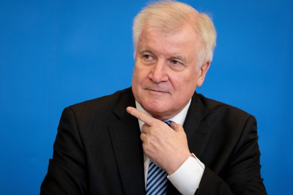 Schwere Vorwürfe gegen Bundesinnenminister Horst Seehofer (69, CSU).