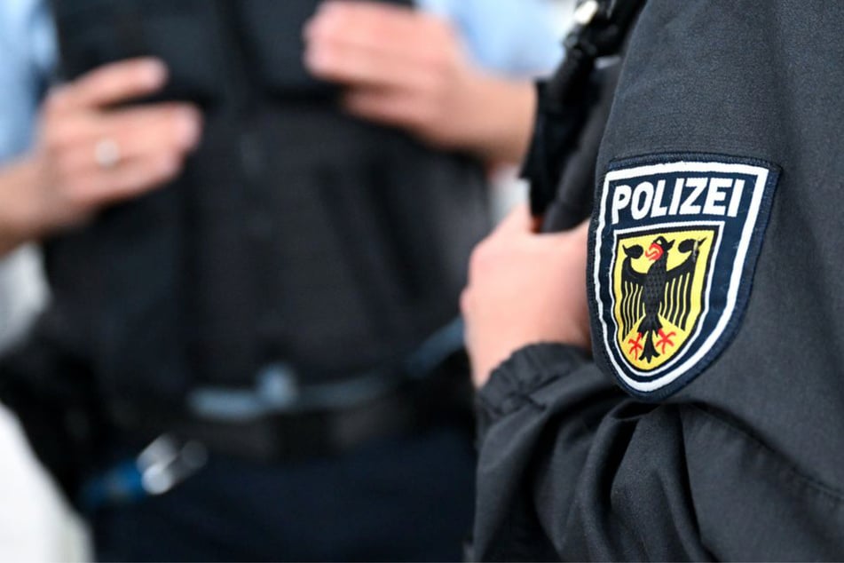 Die streitenden Fahrgäste mussten den Zug verlassen. (Symbolfoto)