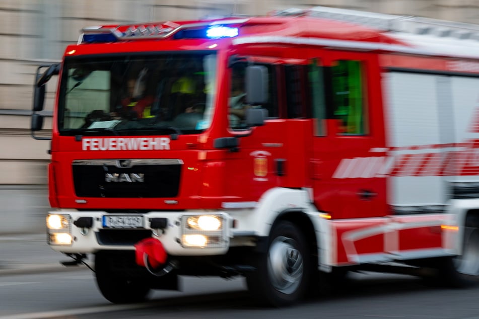 Hamburg: Feuerwehr in der Hamburger City im Einsatz