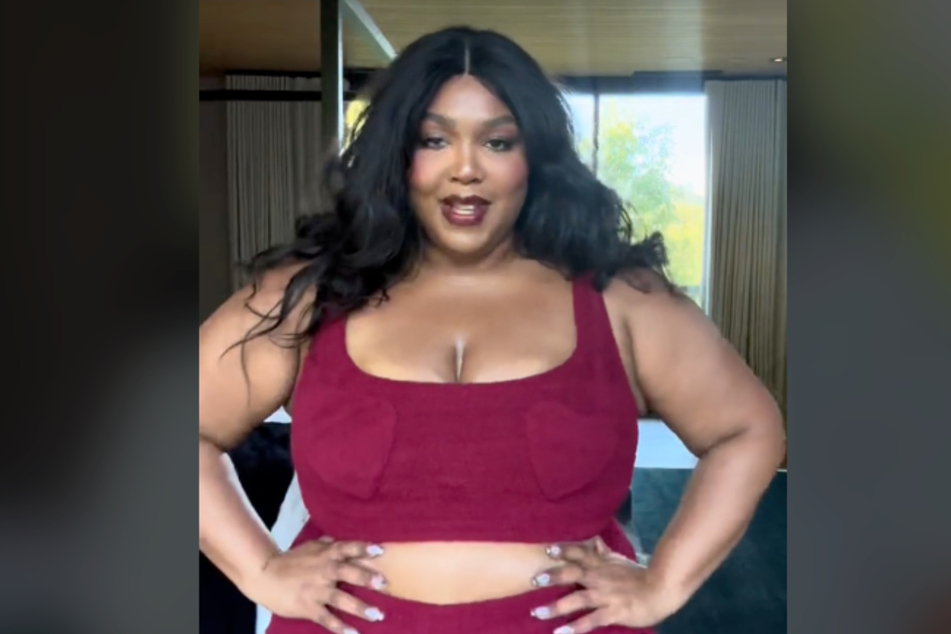 TikTok users missed Lizzo's pep talks and loved how she looked in burgundy.