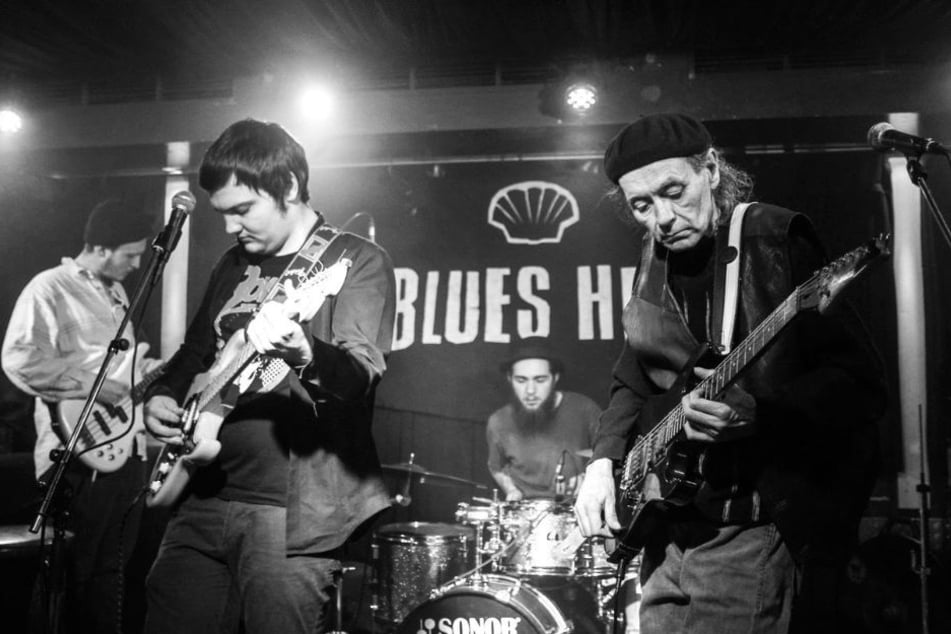 Die Stormy Monday Blues Session im "Blue Shell" verlängert den Wochenendspaß und startet mit wechselnden Konzerte.